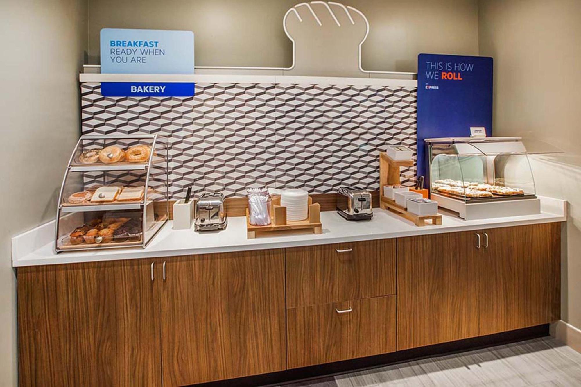 Holiday Inn Express Winona By Ihg Esterno foto